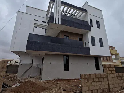 5 Bedroom Fully Detached Triplex