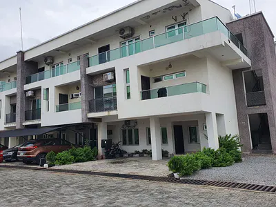 Nicely Finished & Elegant 4 Bedroom Terrace Duplex