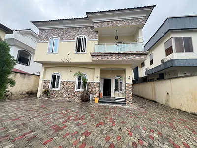 A Big Studio Flat in Lekki Phase 1.