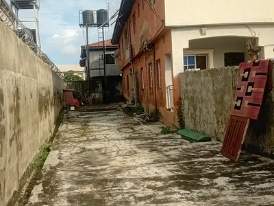 4 Bedroom Semi Detached Duplex with 2 Units of 3bedroom Flats