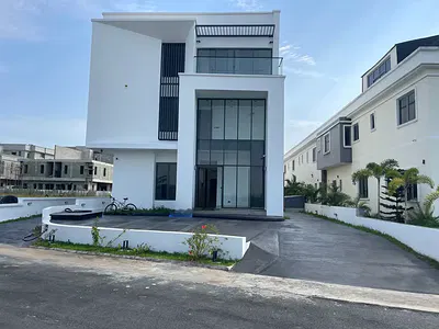 5-Bedroom Fully Detached Duplex