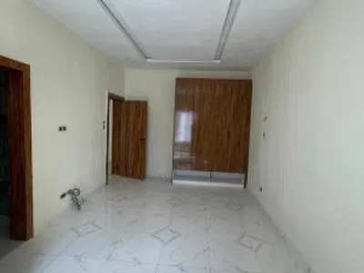 Beautifully Crafted 3 Bedroom Terraced Duplex with Solat in a Serene