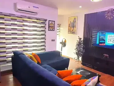 Serviced & Furnished 1 Bedroom Apartment