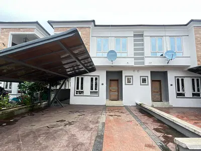 4 Bedrooms Semi-Detached House with BQ