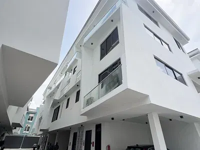4-Bedroom Terraced Duplex