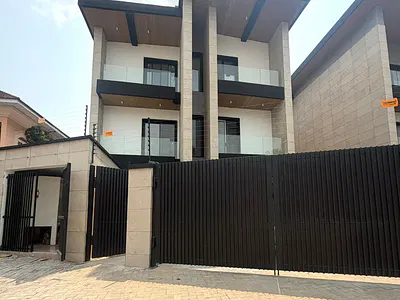 Elegant 5bedroom Duplex with a BQ and a Pool