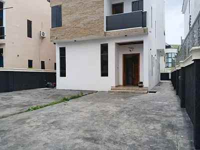Brandnew 5 Bedroom Detached Duplex Plus 1 Room BQ