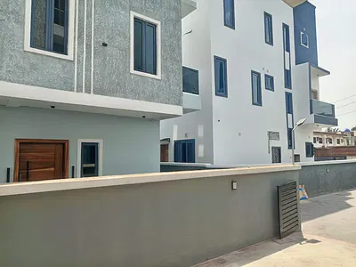 Executive Newly Built 5 Bedroom Duplex with a BQ