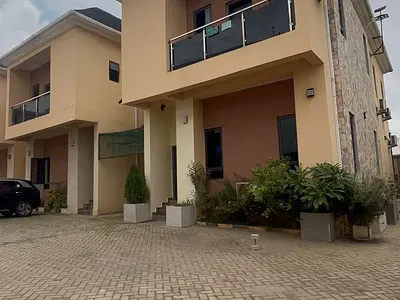 Nice 4 Bedrooms Terrace Duplex with BQ