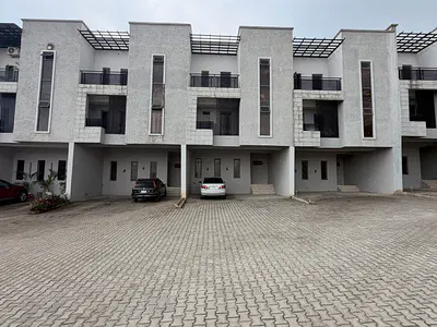 4 Bedroom Terrace with BQ