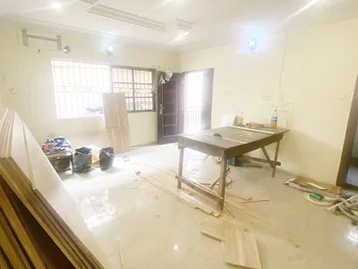 A Well Maintained Spacious 2 Bedroom Flat