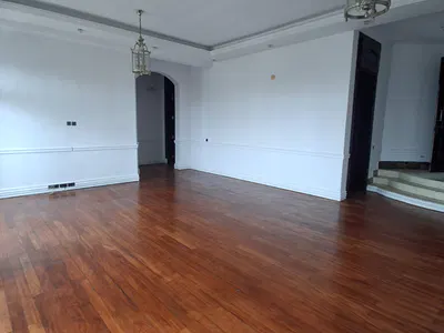 Luxury 2 Bedroom Flat with 1 BQ