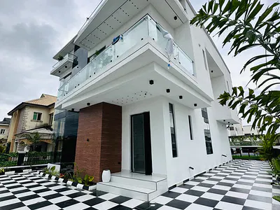 5 Bedroom Detached Duplex & BQ