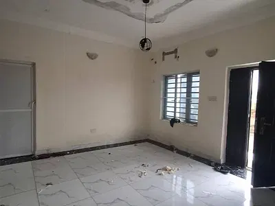 Spacious 2bedroom Flat