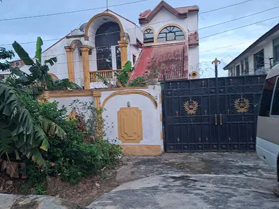 Decent 6 Bedroom House with 1 Bedroom Penthouse + 3 Rooms BQ