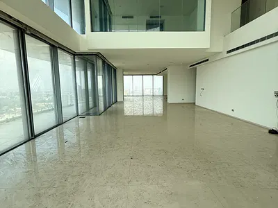 The Sky: Ultra-Luxury 19th Floor Duplex