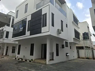 Newly Built Furnished 5 Bedroom Duplex with BQ