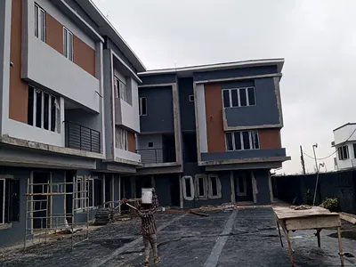4 Bedrooms Terrace Duplex with a Room BQ