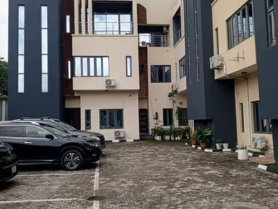 4 Bedrooms Terrace Duplex with a Room BQ
