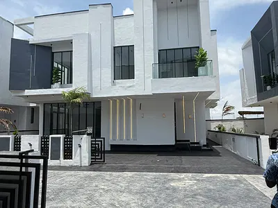 4 Bedroom Detached Duplex + Boys Quarter for Sale
