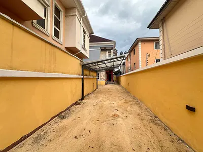 4-Bedroom Detached Duplex