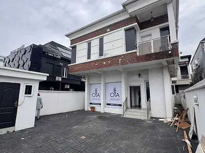 3 Bedroom Fully Detached