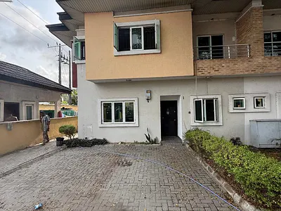 Nice Spacious 4 Bedroom Terraced Duplex with BQ