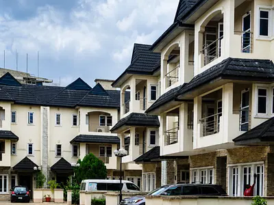 Service 4 Bedroom Terraced Duplex