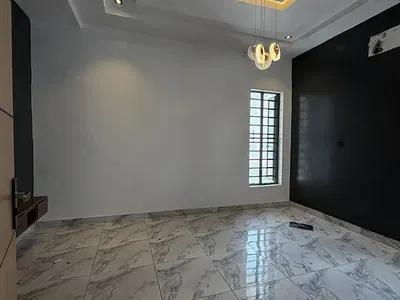 Spacious 2 Bedroom Apartment
