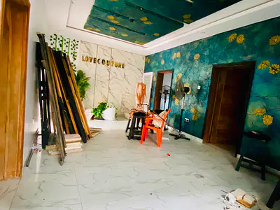Spacious 2 Bedroon Flat