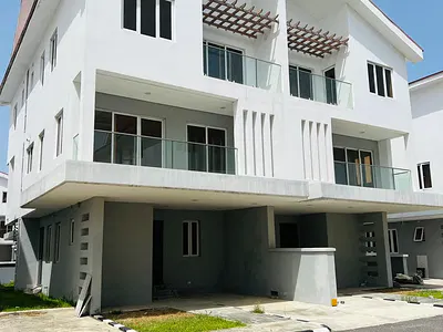 4 Bedroom Semi-Detached Duplex with BQ