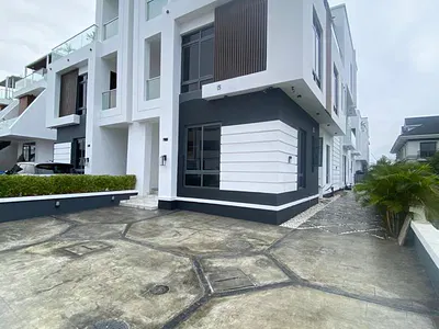 5 Bedroom Semi Detached Duplex with BQ Pool and Cinema