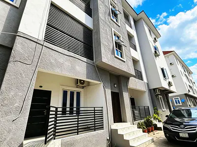 Standard 3bedroom Apartment with Guest Toilet