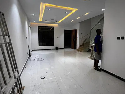 5 Bedrooms