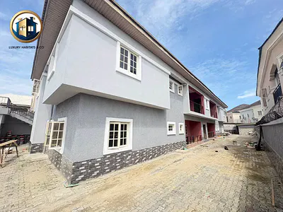 Newly Renovated Standard Mini Flat