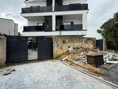 Compact 4 Bedrooms Semi Detached Duplex House + BQ