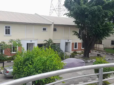 Fully Furnished and Serviced Duplex