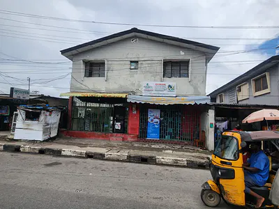 A Solid Residential / Commercial Investment Comprising 4 Units of 3 Bedrooms