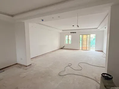 13 Units of 3 Bedrooms Apartments + BQ Each, Swimming Pool, Etc
