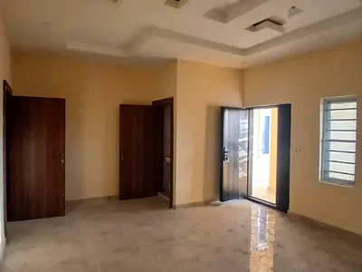 Luxury Brand New Hot Cake Mini Flat Apartment with Beautiful Pop Ceili