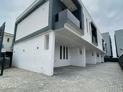 Gorgeous 4bedroom Terrace Duplex with a BQ