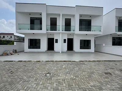 Stunning 4bedroom Semi Detached Duplex with a BQ
