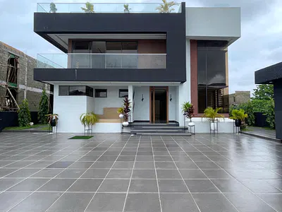 Most Spacious 5 Bedroom Duplex