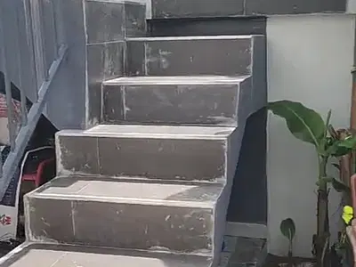 Upstairs Room Self Contain with Kitchen { Video}