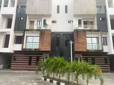 Welll Finished 4BR Terrace