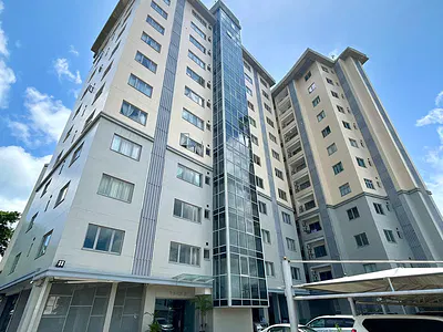Spacious 3 Bedroom Luxury Apartment