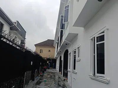 Relatively New 3 Bedroom Flat Apartment