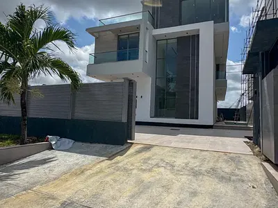 5-Bedroom Detached Duplex with 2 BQS