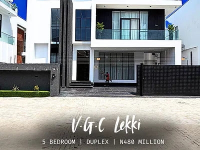 5 Bedroom Luxurious Detached Duplex with BQ and Swimming Pool