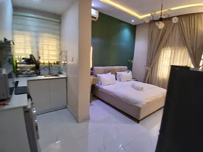 Exquisitely Furnished & Serviced Self-Contained Apartment